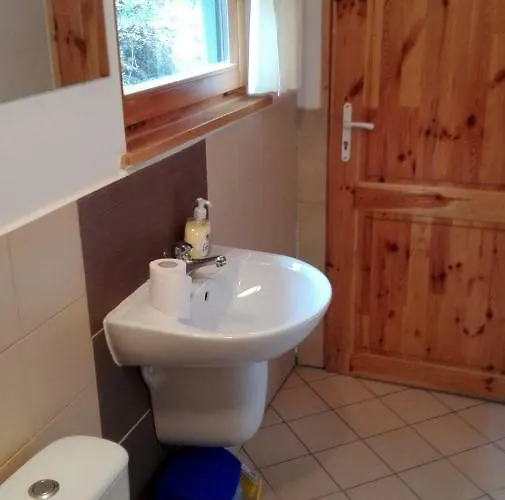 Lodge Kompleks Wypoczynkowo - Sportowy 