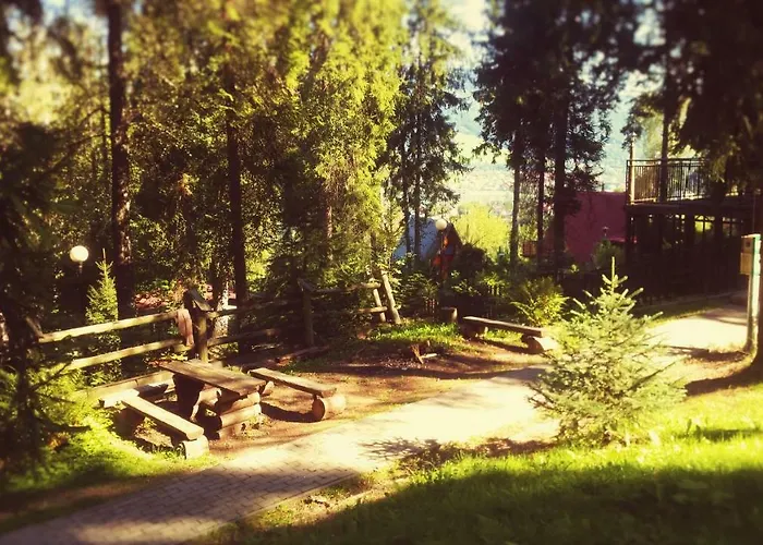 Lodge Kompleks Wypoczynkowo - Sportowy 